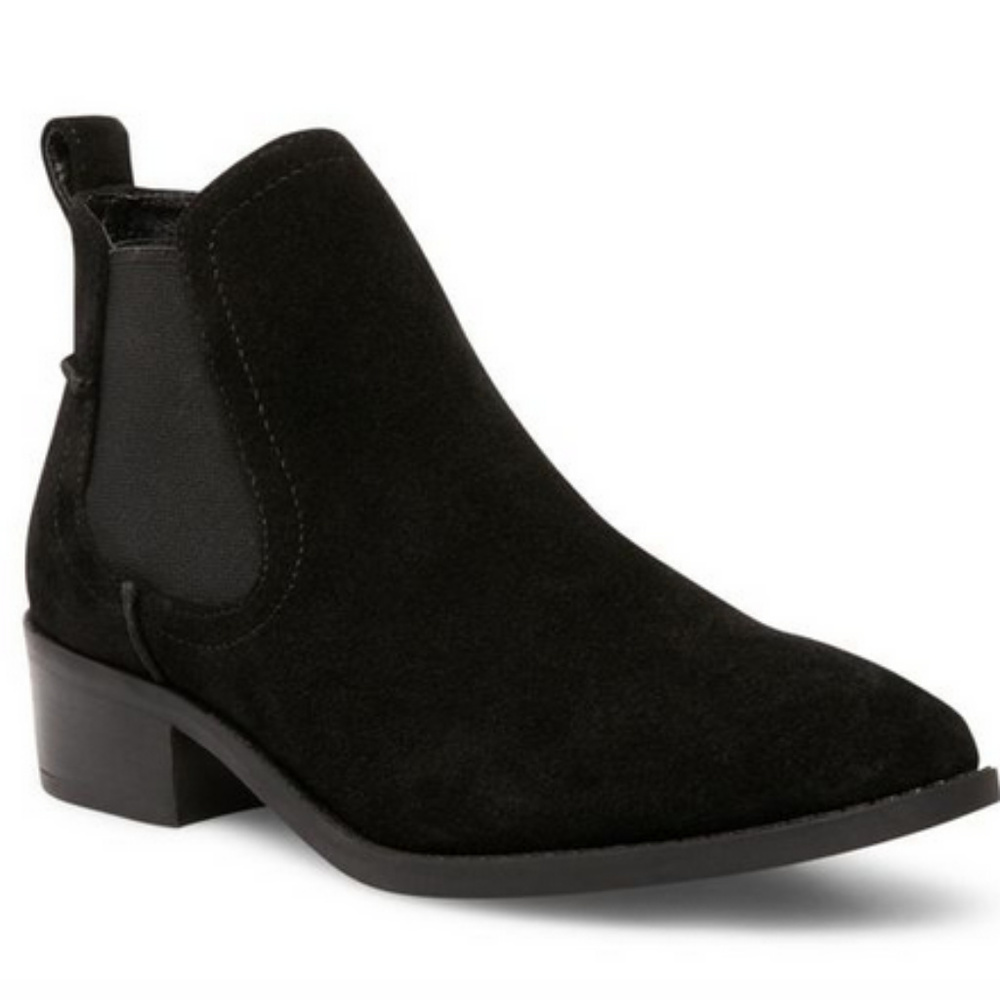 STEVE MADDEN Suede Ankle Booties